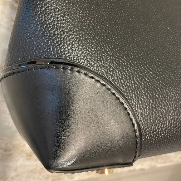 Michael Kors Mercer Gallery Satchel Handbag - Picture 7 of 8